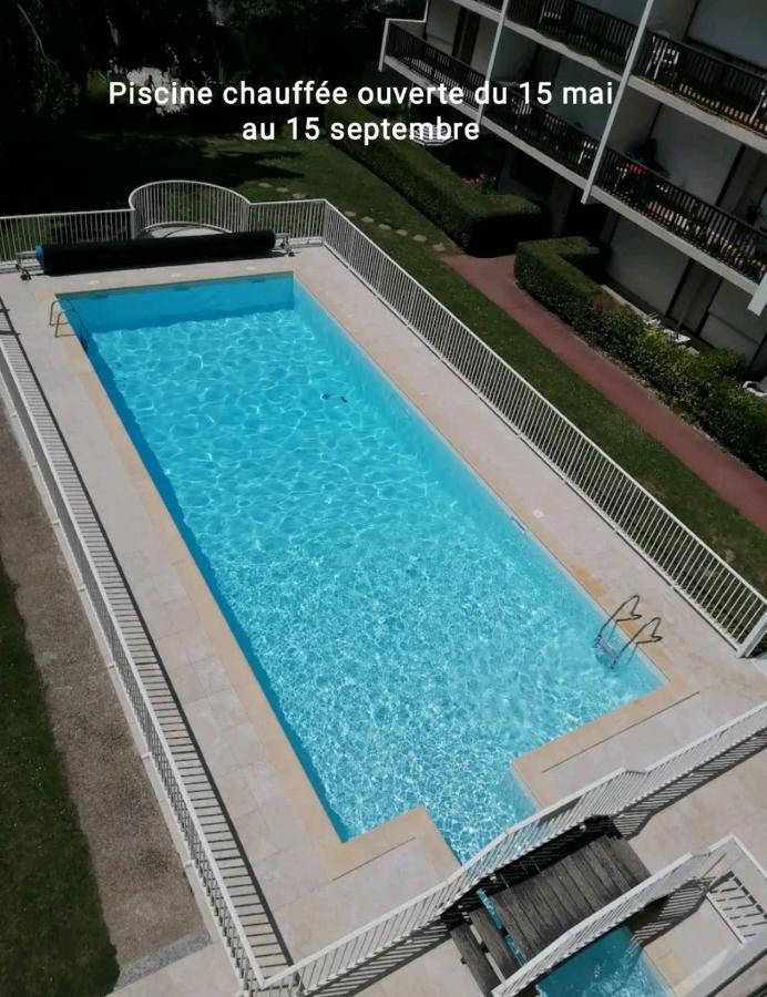 Le Grand Large "Superbe Studio Piscine Chauffee Du 1 Juin Au 15 Septembre" Трувіль-сюр-Мер Екстер'єр фото